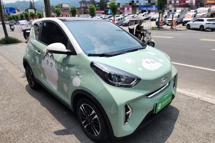 Used Chery QQ Little Ant 2022 Restyled Version Sweet Pink Edition Half-Sugar Version 28.8 kWh 30 kW 301 km Front Right 45 Deg