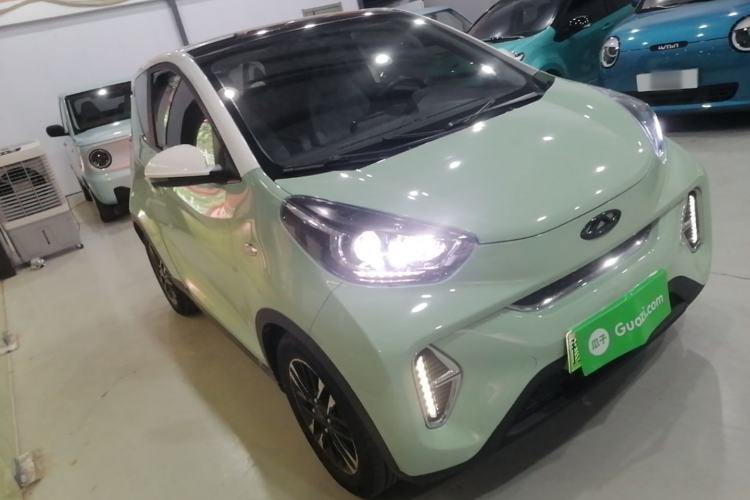 Used Chery QQ Little Ant 2022 Sweet Pink Edition Half-Sugar Version 3-Cell Lithium 30kW 301km Front Right 45 Deg