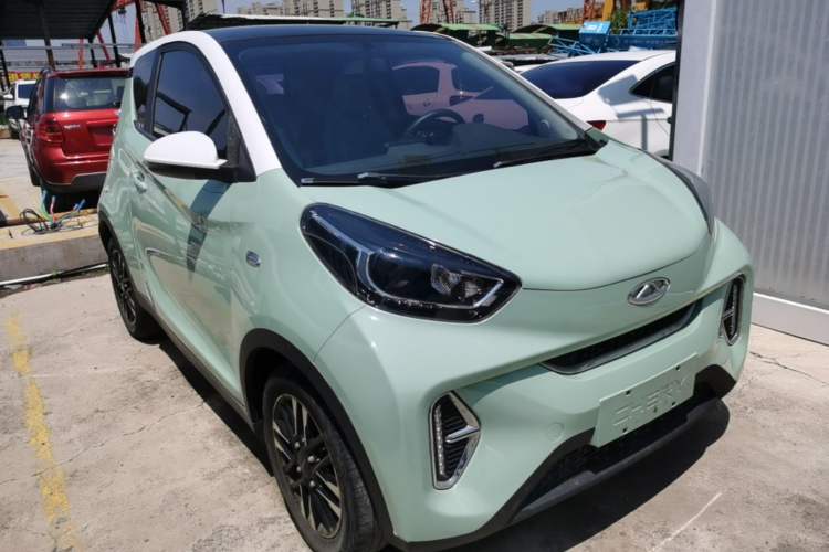 Used Chery QQ Little Ant 2022 Sweet Pink Edition Half-Sugar Version Lithium Iron Phosphate 30 kW 301 km Front Right 45 Deg