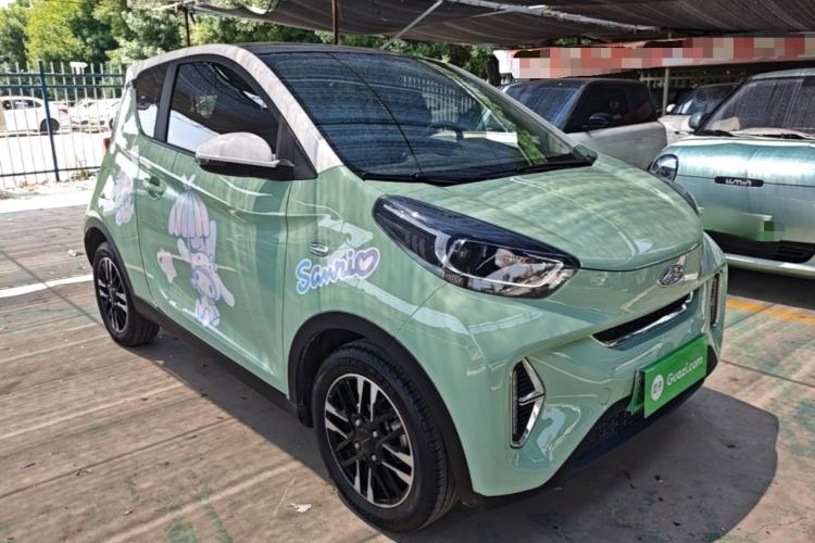 Used Chery QQ Little Ant 2022 Restyled Version Sweet Pink Edition Half-Sugar Version 28.8 kWh 30 kW 301 km Front Right 45 Deg