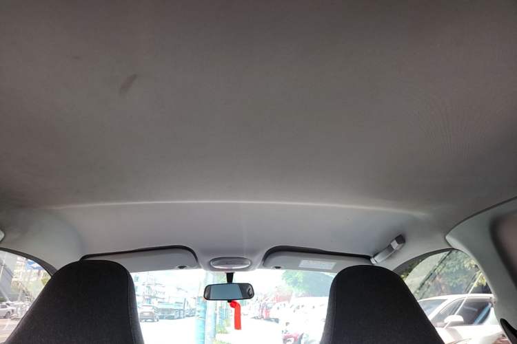 Used Chery QQ Little Ant 2022 Restyled Version Sweet Pink Edition Half-Sugar Version 28.8 kWh 30 kW 301 km Headliner