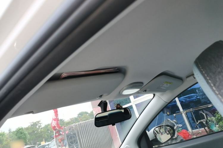 Used Chery QQ Little Ant 2022 Sweet Pink Edition Half-Sugar Version Lithium Iron Phosphate 29.2 kWh 30 kW 301 km Headliner