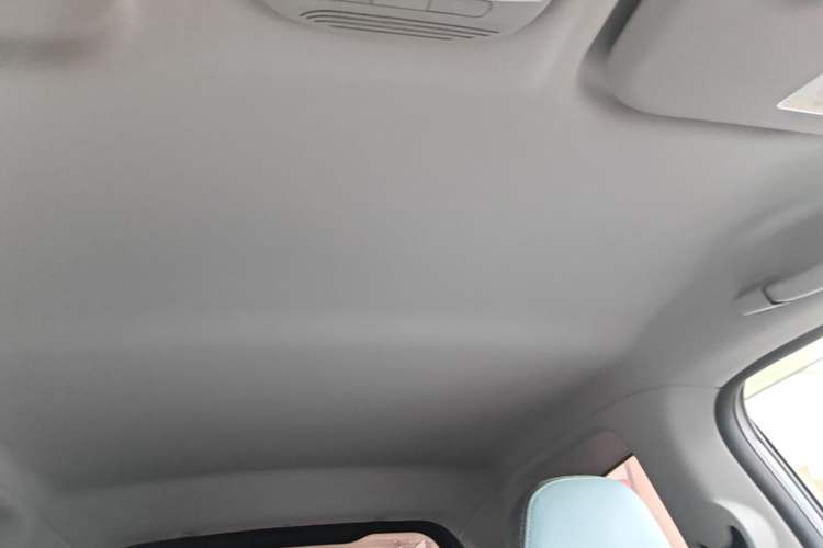 Used Chery QQ Little Ant 2022 Sweet Pink Edition Half-Sugar Version Lithium Iron Phosphate 29.2 kWh 30 kW 301 km Headliner