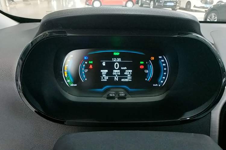 Used Chery QQ Little Ant 2022 Updated Version Sweet Pink Edition Full Sugar Version Lithium Iron Phosphate 30.7 kWh 30 kW 301 km Instrument Cluster