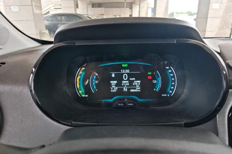 Used Chery QQ Little Ant 2022 Sweet Pink Edition Half-Sugar Version Lithium Iron Phosphate 29.2 kWh 30 kW 301 km Instrument Cluster
