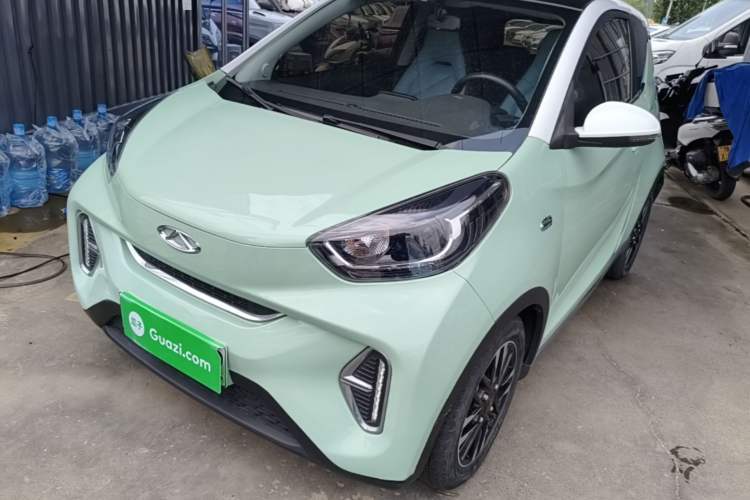 Ojetý Chery QQ Little Ant 2022 Sweet Pink Edition Half-Sugar Version Lithium Iron Phosphate 30 kW 301 km Guazi used car, China used car export, Used car for sale, Used  cars, Cheapest cars for sale