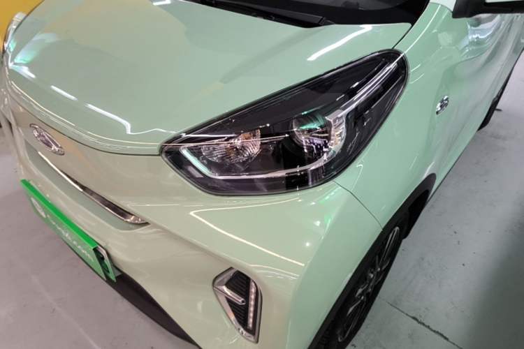 Used Chery QQ Little Ant 2022 Sweet Pink Edition Half-Sugar Version Lithium Iron Phosphate 30 kW 301 km Left Front Headlight