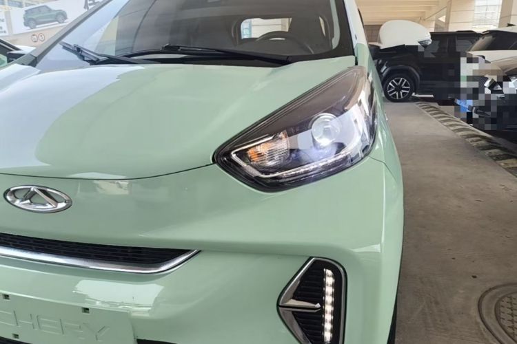 Used Chery QQ Little Ant 2022 Revised Version Sweet Pink Edition Half-Sugar Version Lithium Iron Phosphate 30.7 kWh 30 kW 301 km Left Front Headlight