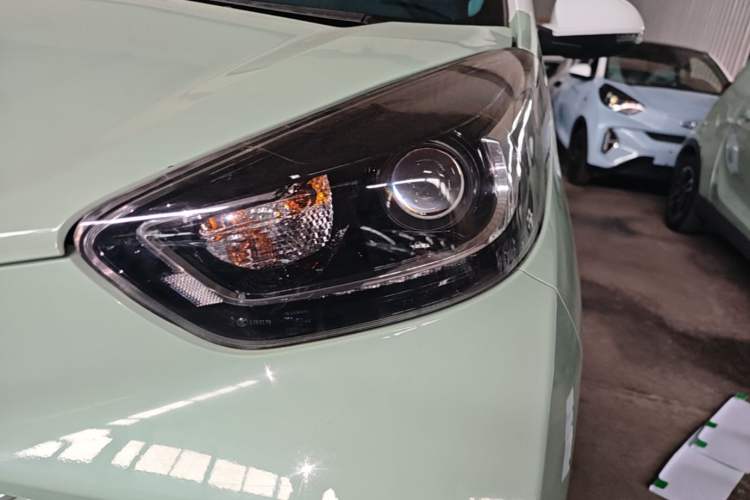 Used Chery QQ Little Ant 2022 Revised Version Sweet Pink Edition Half-Sugar Version Lithium Iron Phosphate 30.7 kWh 30 kW 301 km Left Front Headlight
