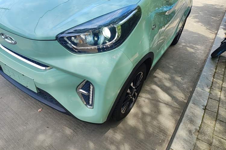 Used Chery QQ Little Ant 2022 Sweet Pink Edition Half-Sugar Version Lithium Iron Phosphate 29.2 kWh 30 kW 301 km Left Front Headlight