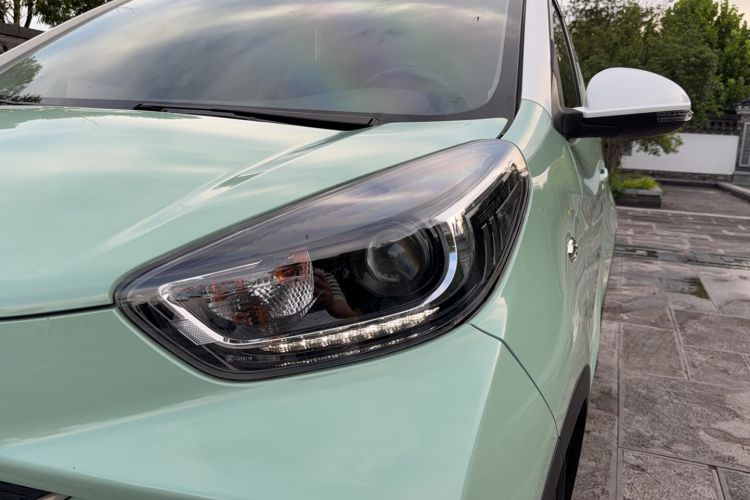 Used Chery QQ Little Ant 2022 Sweet Pink Edition Half-Sugar Version Lithium Iron Phosphate 30 kW 301 km Left Front Headlight