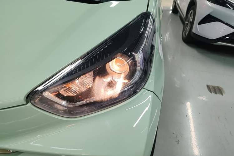 Used Chery QQ Little Ant 2022 Sweet Pink Edition Full-Sugar Version Lithium Iron Phosphate 30 kW 301 km Left Front Headlight