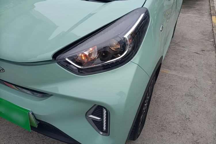 Used Chery QQ Little Ant 2022 Revised Version Sweet Pink Edition Half-Sugar Version Lithium Iron Phosphate 30.7 kWh 30 kW 301 km Left Front Headlight