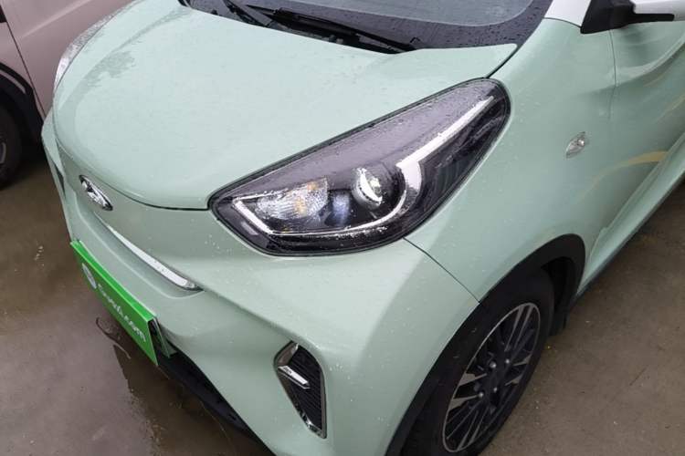 Used Chery QQ Little Ant 2022 Sweet Pink Edition Half-Sugar Version 3-Cell Lithium 30kW 408km Left Front Headlight