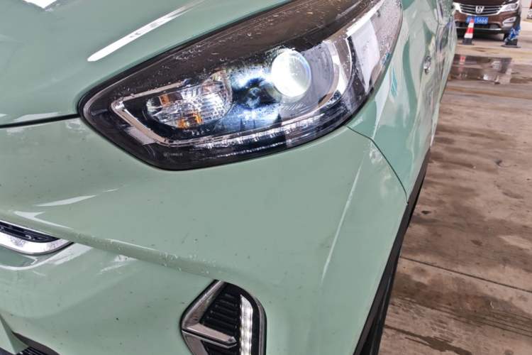 Used Chery QQ Little Ant 2022 Sweet Pink Edition Half-Sugar Version Lithium Iron Phosphate 29.2 kWh 30 kW 301 km Left Front Headlight