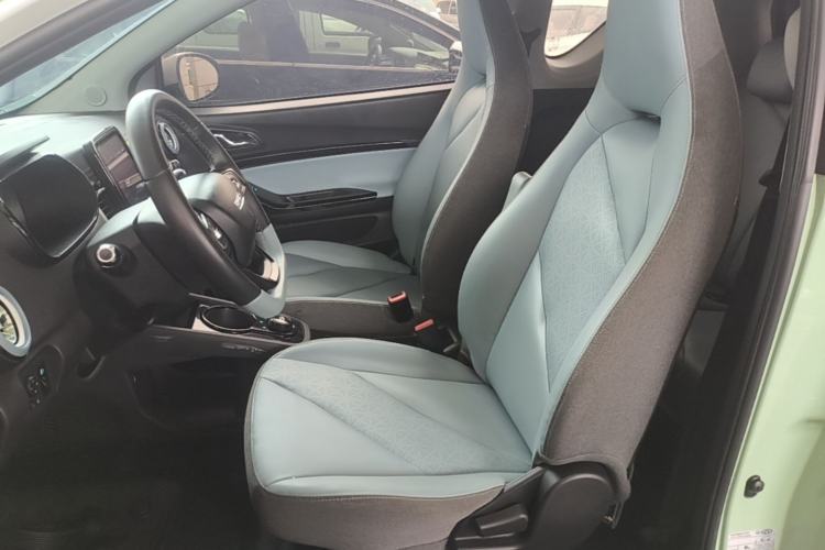 Used Chery QQ Little Ant 2022 Revised Version Sweet Pink Edition Half-Sugar Version Lithium Iron Phosphate 30.7 kWh 30 kW 301 km Left Front Seat
