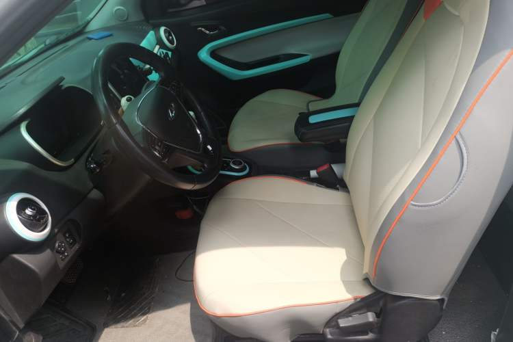 Used Chery QQ Little Ant 2022 Sweet Pink Edition Half-Sugar Version Lithium Iron Phosphate 30 kW 301 km Left Front Seat