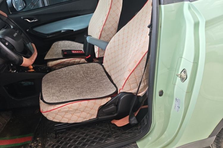 Used Chery QQ Little Ant 2022 Sweet Pink Edition Half-Sugar Version 3-Cell Lithium 30kW 301km Left Front Seat