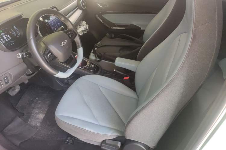 Used Chery QQ Little Ant 2022 Sweet Pink Edition Half-Sugar Version Lithium Iron Phosphate 30 kW 301 km Left Front Seat