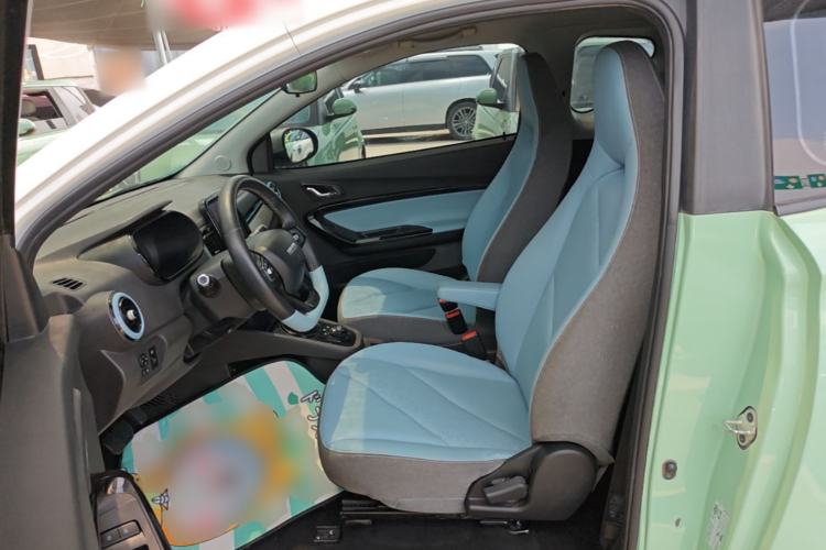 Used Chery QQ Little Ant 2022 Sweet Pink Edition Half-Sugar Version 3-Cell Lithium 30kW 301km Left Front Seat