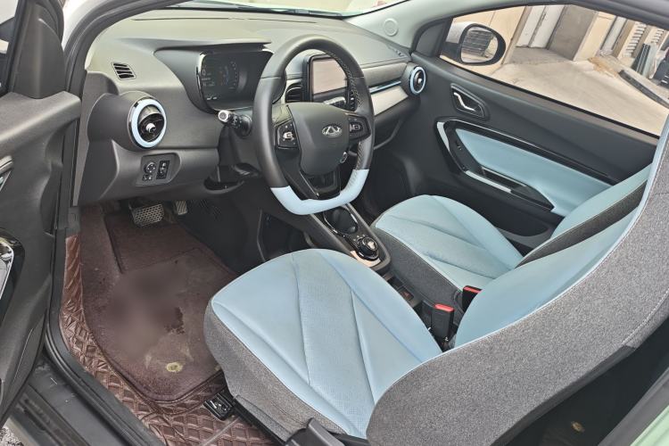 Used Chery QQ Little Ant 2022 Revised Version Sweet Pink Edition Half-Sugar Version Lithium Iron Phosphate 30.7 kWh 30 kW 301 km Left Front Seat