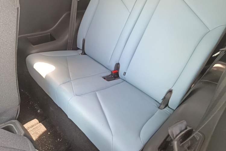 Used Chery QQ Little Ant 2022 Sweet Pink Edition Half-Sugar Version Lithium Iron Phosphate 29.2 kWh 30 kW 301 km Left Rear Seat