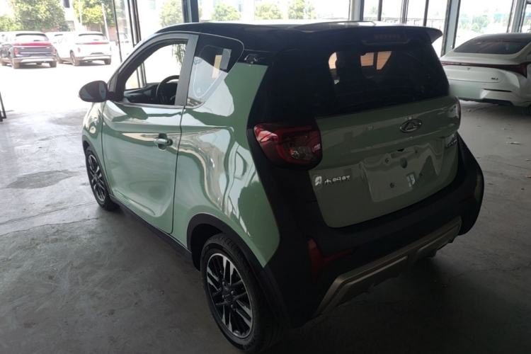 Used Chery QQ Little Ant 2022 Sweet Pink Edition Half-Sugar Version 3-Cell Lithium 30kW 301km Rear Left 45 Deg