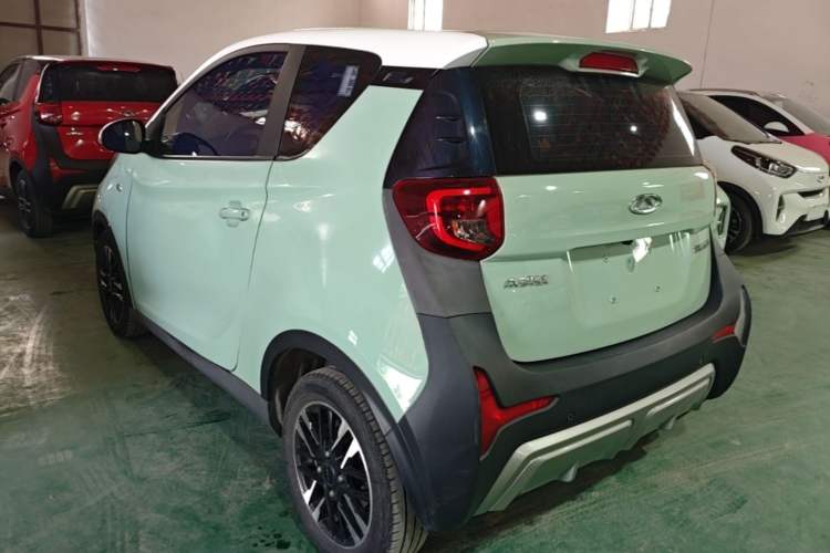 Used Chery QQ Little Ant 2022 Revised Version Sweet Pink Edition Half-Sugar Version Lithium Iron Phosphate 30.7 kWh 30 kW 301 km Rear Left 45 Deg