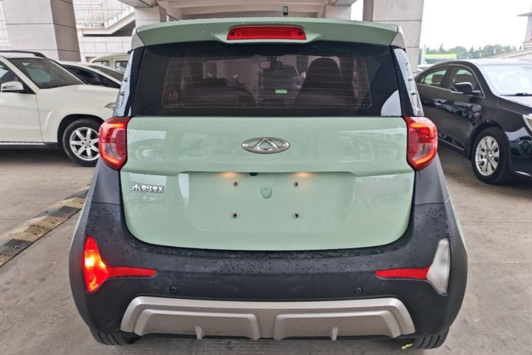 Used Chery QQ Little Ant 2022 Sweet Pink Edition Half-Sugar Version Lithium Iron Phosphate 29.2 kWh 30 kW 301 km Rear