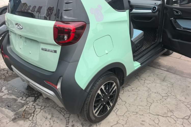 Used Chery QQ Little Ant 2022 Sweet Pink Edition Half-Sugar Version Lithium Iron Phosphate 30 kW 301 km Rear Right 45 Deg