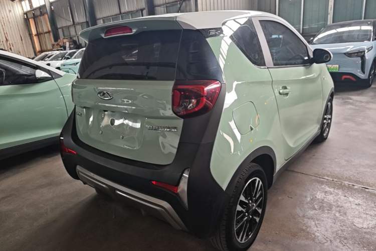 Used Chery QQ Little Ant 2022 Revised Version Sweet Pink Edition Half-Sugar Version Lithium Iron Phosphate 30.7 kWh 30 kW 301 km Rear Right 45 Deg