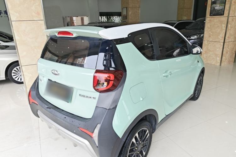 Used Chery QQ Little Ant 2022 Restyled Version Sweet Pink Edition Half-Sugar Version 30.6 kWh 30 kW 301 km Rear Right 45 Deg