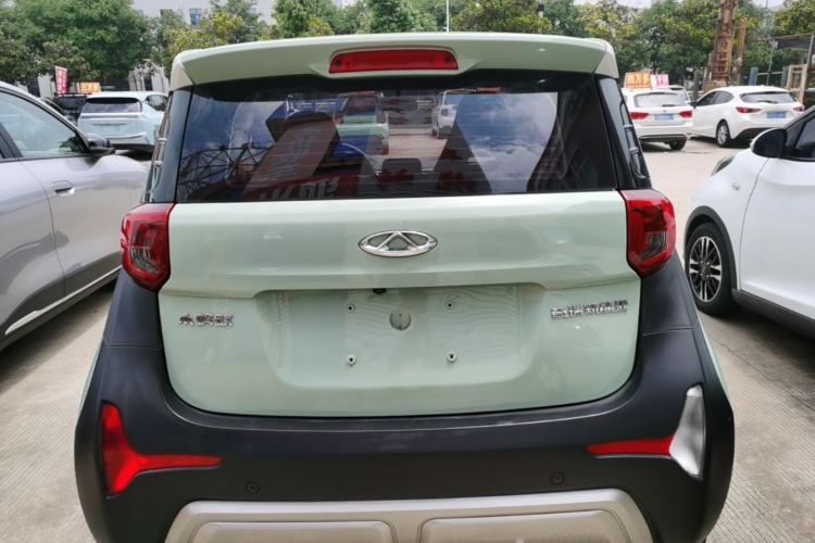 Used Chery QQ Little Ant 2022 Revised Version Sweet Pink Edition Half-Sugar Version Lithium Iron Phosphate 30.7 kWh 30 kW 301 km Rear