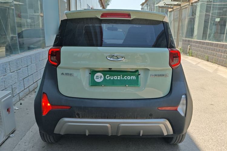 Used Chery QQ Little Ant 2022 Restyled Version Sweet Pink Edition Half-Sugar Version 30.6 kWh 30 kW 301 km Rear