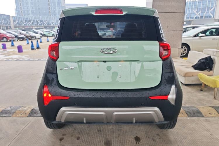 Used Chery QQ Little Ant 2022 Sweet Pink Edition Half-Sugar Version Lithium Iron Phosphate 29.2 kWh 30 kW 301 km Rear