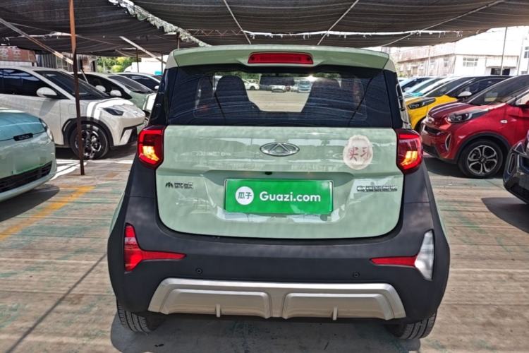 Used Chery QQ Little Ant 2022 Restyled Version Sweet Pink Edition Half-Sugar Version 28.8 kWh 30 kW 301 km Rear