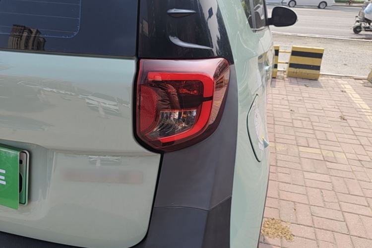 Used Chery QQ Little Ant 2022 Sweet Pink Edition Half-Sugar Version Lithium Iron Phosphate 30 kW 301 km Right Rear Taillight