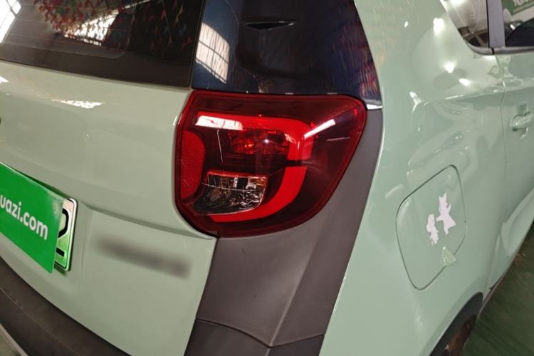 Used Chery QQ Little Ant 2022 Revised Version Sweet Pink Edition Half-Sugar Version Lithium Iron Phosphate 30.7 kWh 30 kW 301 km Right Rear Taillight