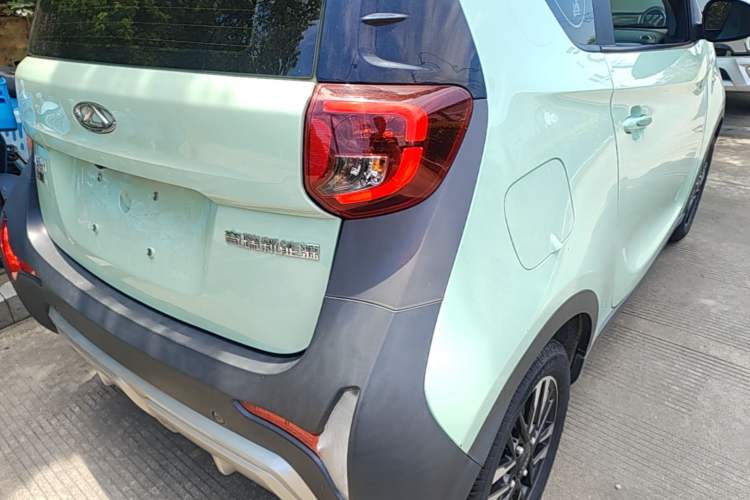 Used Chery QQ Little Ant 2022 Sweet Pink Edition Half-Sugar Version Lithium Iron Phosphate 29.2 kWh 30 kW 301 km Right Rear Taillight