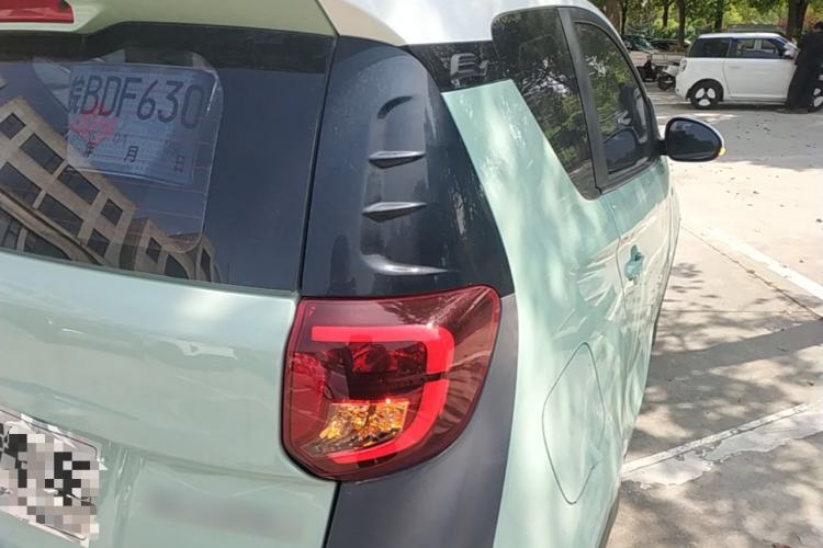 Used Chery QQ Little Ant 2022 Sweet Pink Edition Half-Sugar Version Lithium Iron Phosphate 30 kW 301 km Right Rear Taillight
