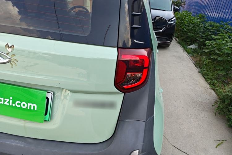 Used Chery QQ Little Ant 2022 Sweet Pink Edition Full-Sugar Version 3-Cell Lithium 30kW 301km Right Rear Taillight