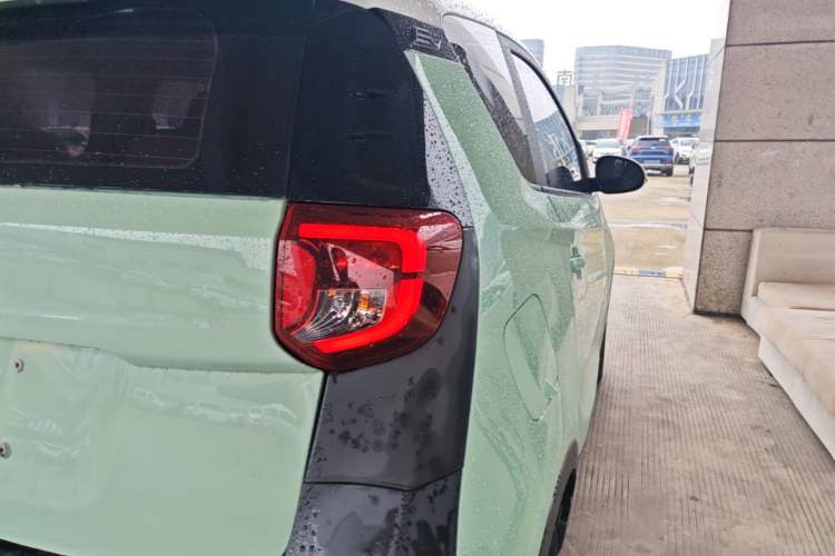 Used Chery QQ Little Ant 2022 Sweet Pink Edition Half-Sugar Version Lithium Iron Phosphate 29.2 kWh 30 kW 301 km Right Rear Taillight
