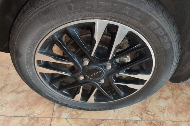 Used Chery QQ Little Ant 2022 Sweet Pink Edition Full-Sugar Version Lithium Iron Phosphate 30 kW 301 km Right Rear Wheel Hub