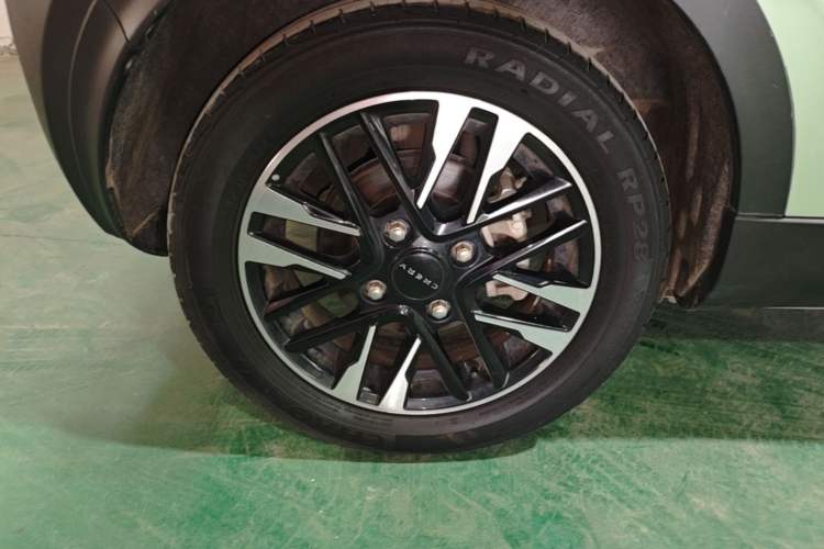 Used Chery QQ Little Ant 2022 Revised Version Sweet Pink Edition Half-Sugar Version Lithium Iron Phosphate 30.7 kWh 30 kW 301 km Right Rear Wheel Hub