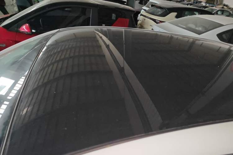 Used Chery QQ Little Ant 2022 Revised Version Sweet Pink Edition Half-Sugar Version Lithium Iron Phosphate 30.7 kWh 30 kW 301 km Roof