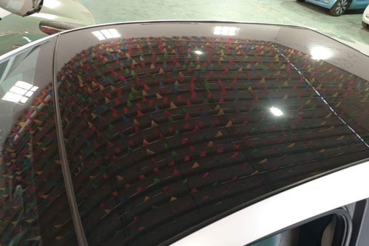 Used Chery QQ Little Ant 2022 Revised Version Sweet Pink Edition Half-Sugar Version Lithium Iron Phosphate 30.7 kWh 30 kW 301 km Roof