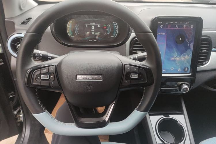 Used Chery QQ Little Ant 2022 Sweet Pink Edition Full-Sugar Version 3-Cell Lithium 30kW 301km Steering Wheel