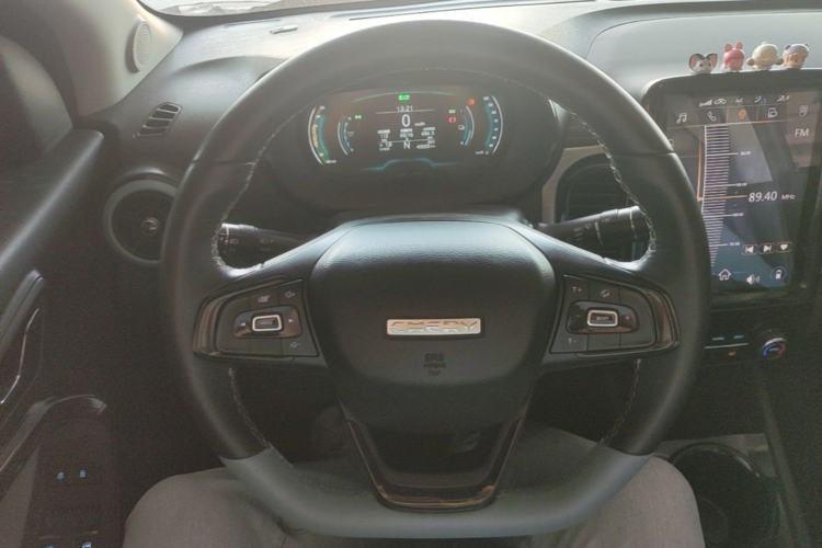 Used Chery QQ Little Ant 2022 Sweet Pink Edition Half-Sugar Version Lithium Iron Phosphate 30 kW 301 km Steering Wheel