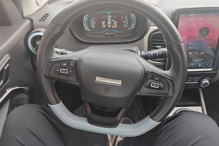 Used Chery QQ Little Ant 2022 Sweet Pink Edition Half-Sugar Version Lithium Iron Phosphate 30 kW 301 km Steering Wheel