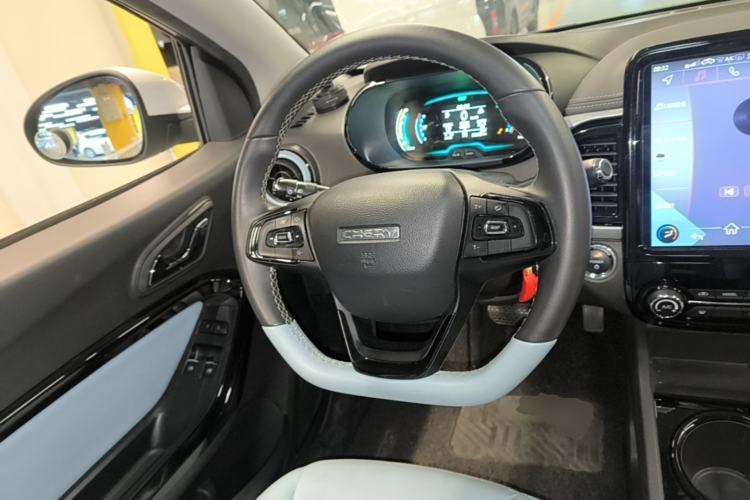 Used Chery QQ Little Ant 2022 Sweet Pink Edition Full-Sugar Version Lithium Iron Phosphate 30 kW 301 km Steering Wheel